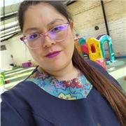 Educadora de párvulos y Licenciada en educación